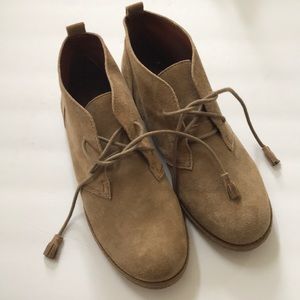 Lucky Brand size 7 1/2 suede ankle boots